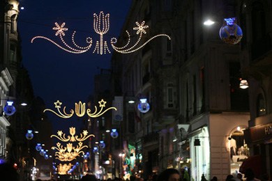 Nezih Başgelen: Kentsel dönüşüm furyası ‘rantsal dönüşüm’e dönüşüyor