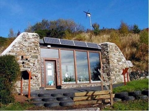 Sürdürülebilir Yaşam Teknesi: Earthship