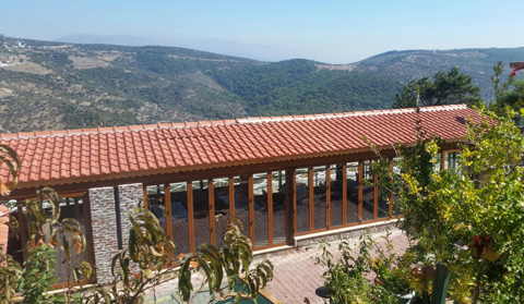 Vival ile Nostaljik Kepenk ve Modern Katlanır Cam Görünümü