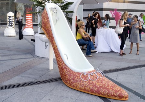 Koçtaş'tan "Banyolu Ayakkabı"