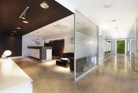 Arkeon Tek Cam ile Modern ve Fonksiyonel Mekânlar