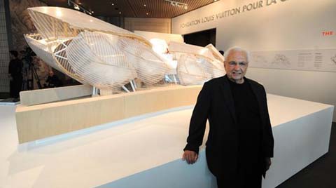 Fransa Bir Adım ‘Gehry’