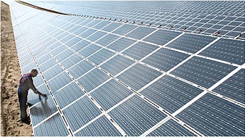 Güneş Enerjisi Çiftlikleri Atıl Arazilerde Kuruluyor