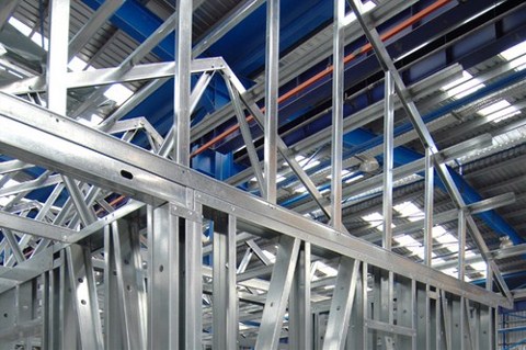 Simav Depremi Ürküttü, ‘Çelik Yapı’ Gündeme Uyup Teşvik İstedi