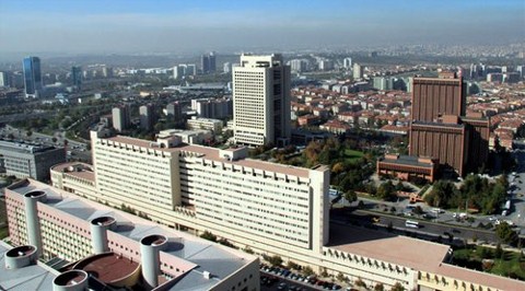 Devlet Kendi Binasında Kiracı Olacak
